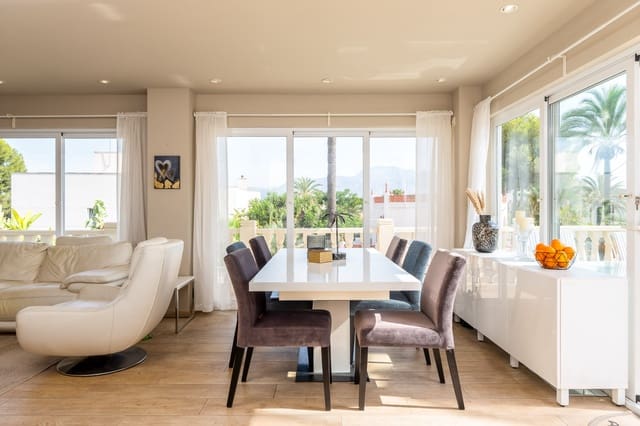 Chalet de 15 habitaciones en Albir, Alfaz del Pi / L'Alfàs del Pi en venta con piscina garaje - 1.750.000 € (Ref: 9328412)