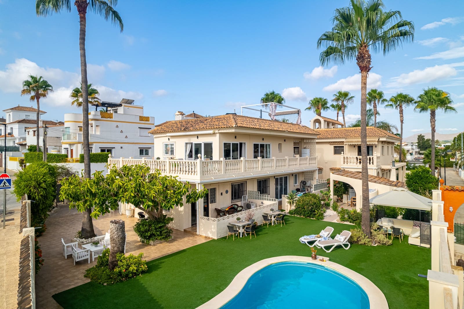 Chalet de 15 habitaciones en Albir en venta con piscina garaje - 1.750.000 € (Ref: 9328412)