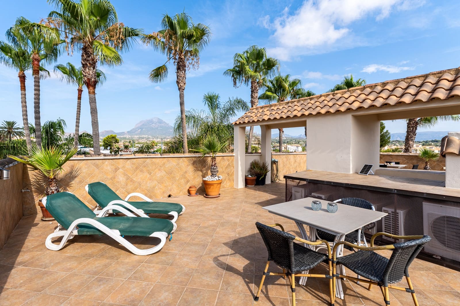 Chalet de 15 habitaciones en Albir en venta con piscina garaje - 1.750.000 € (Ref: 9328412)