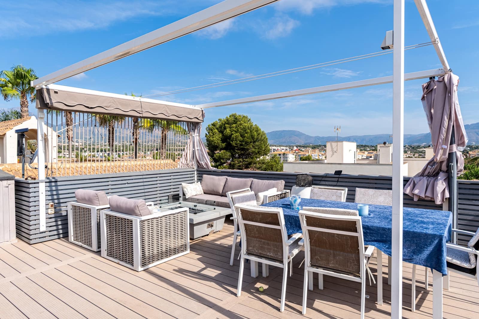 Chalet de 15 habitaciones en Albir en venta con piscina garaje - 1.750.000 € (Ref: 9328412)