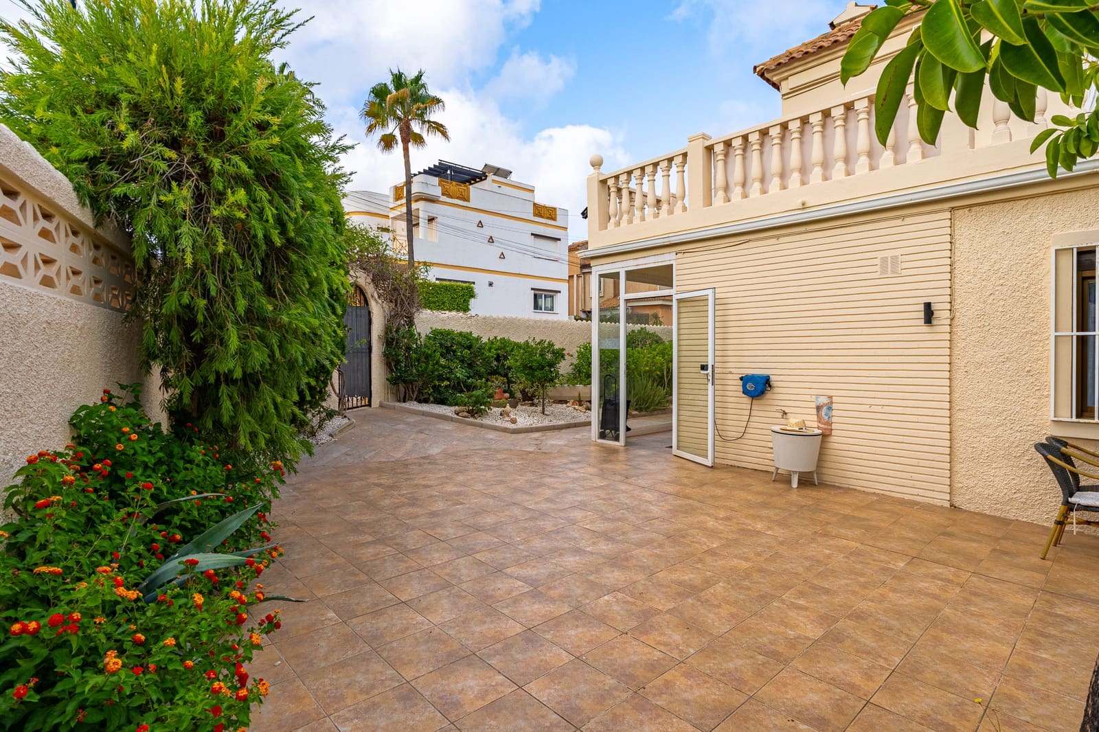 Chalet de 15 habitaciones en Albir en venta con piscina garaje - 1.750.000 € (Ref: 9328412)