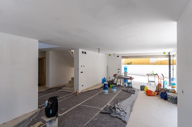 Chalet de 4 habitaciones en Albir, Alfaz del Pi / L'Alfàs del Pi en venta con piscina garaje - 1.195.000 € (Ref: 9328413)