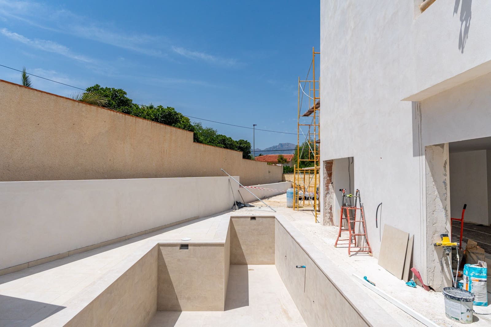 Chalet de 4 habitaciones en Albir en venta con piscina garaje - 1.195.000 € (Ref: 9328413)