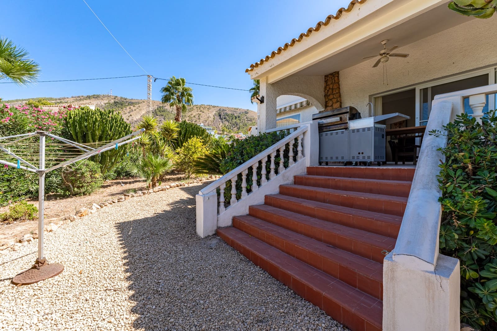 3 slaapkamer Villa te koop in Albir met zwembad garage - € 650.000 (Ref: 9328414)