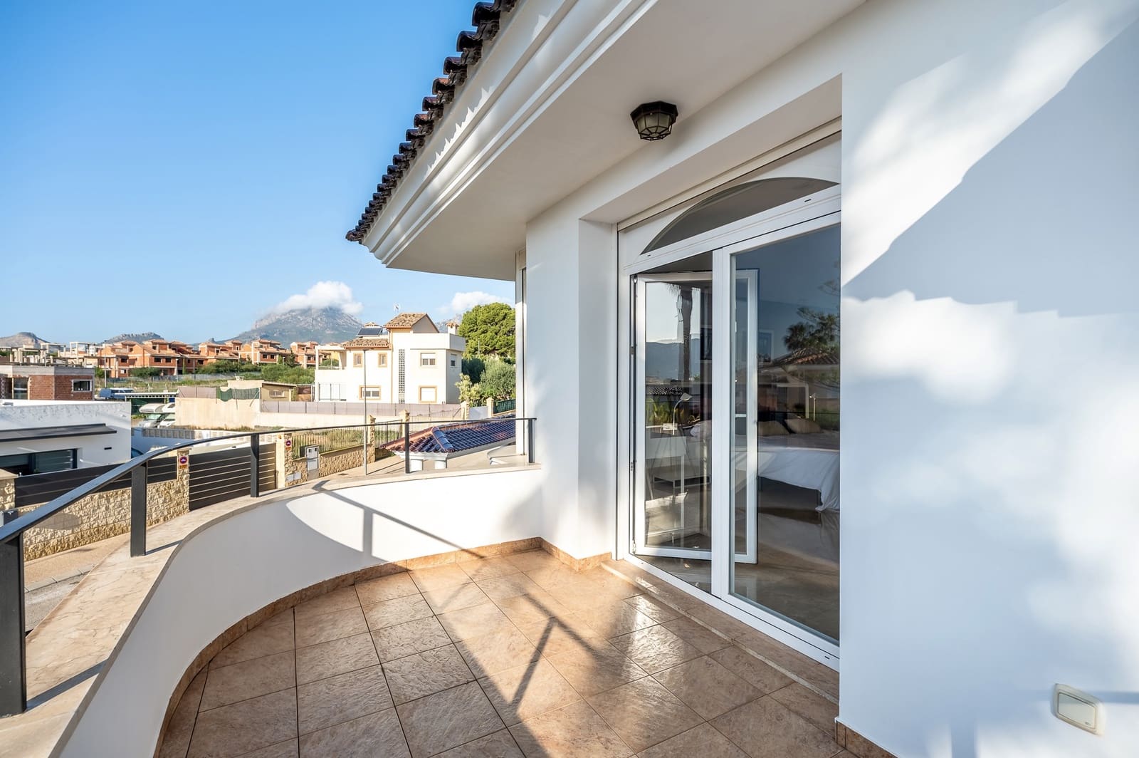 Chalet de 5 habitaciones en Alfaz del Pi / L'Alfàs del Pi en venta con piscina garaje - 1.600.000 € (Ref: 9328415)