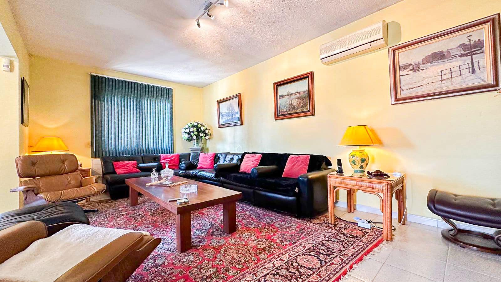 4 slaapkamer Villa te koop in Alfaz del Pi / L'Alfas del Pi met zwembad garage - € 725.000 (Ref: 9328418)