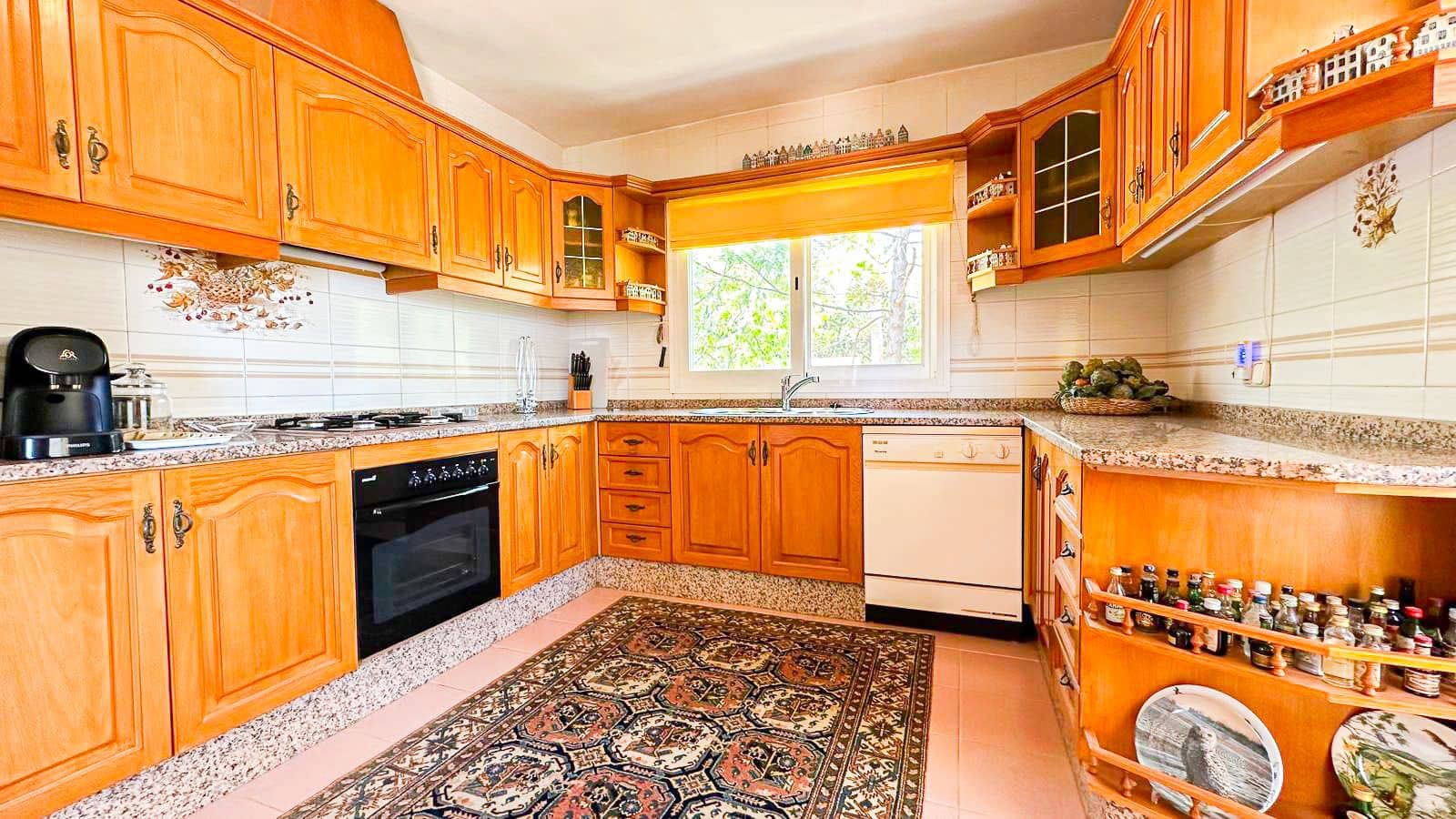 4 slaapkamer Villa te koop in Alfaz del Pi / L'Alfas del Pi met zwembad garage - € 725.000 (Ref: 9328418)