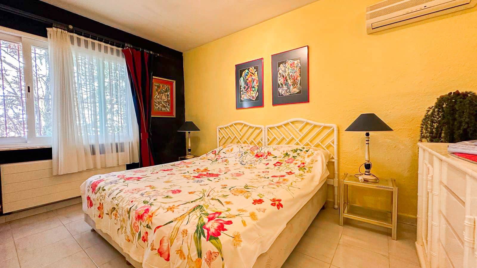 4 slaapkamer Villa te koop in Alfaz del Pi / L'Alfas del Pi met zwembad garage - € 725.000 (Ref: 9328418)