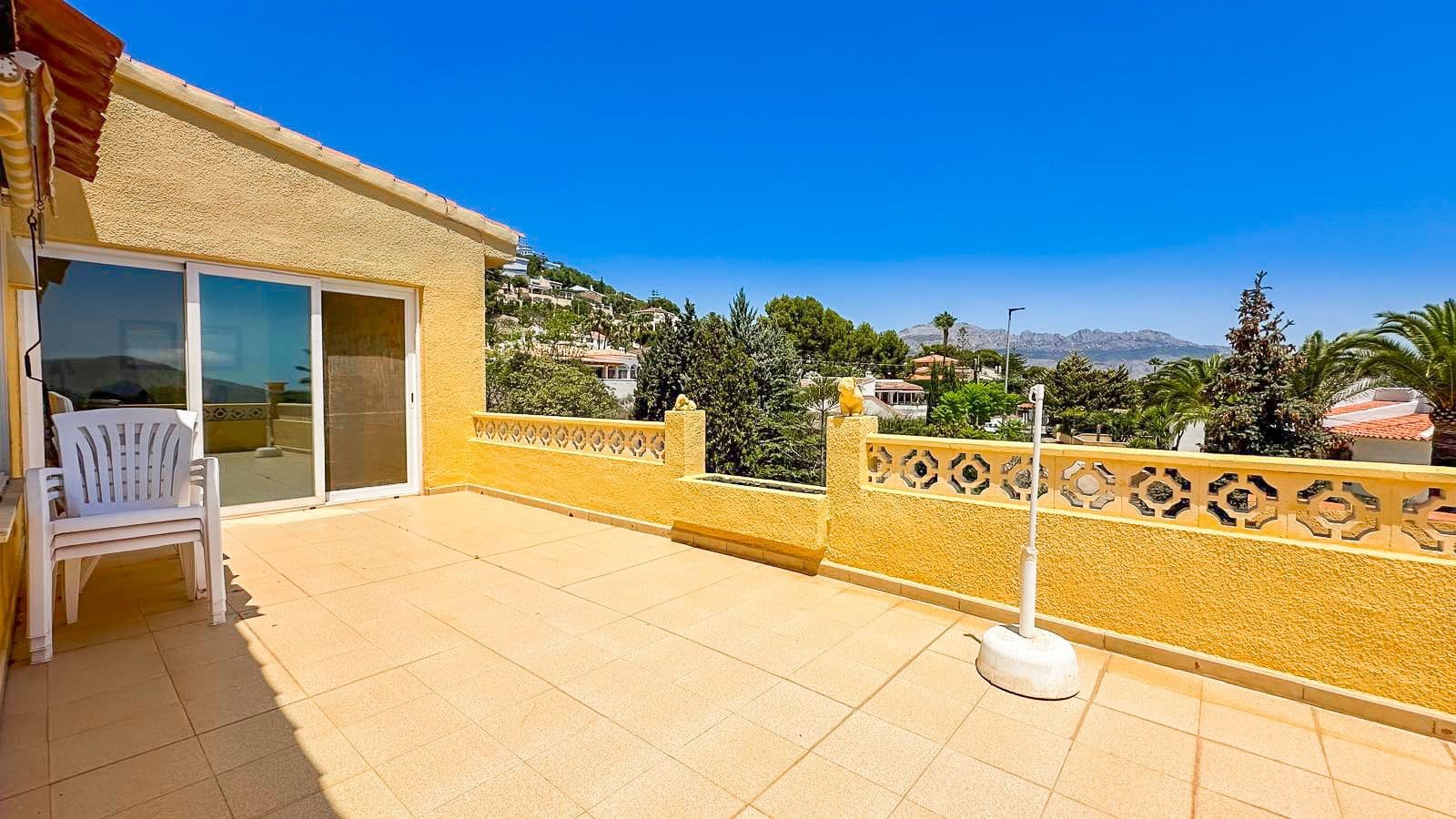 4 slaapkamer Villa te koop in Alfaz del Pi / L'Alfas del Pi met zwembad garage - € 725.000 (Ref: 9328418)