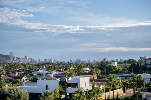 Chalet de 7 habitaciones en Alfaz del Pi / L'Alfàs del Pi en venta con piscina garaje - 1.290.000 € (Ref: 9328420)