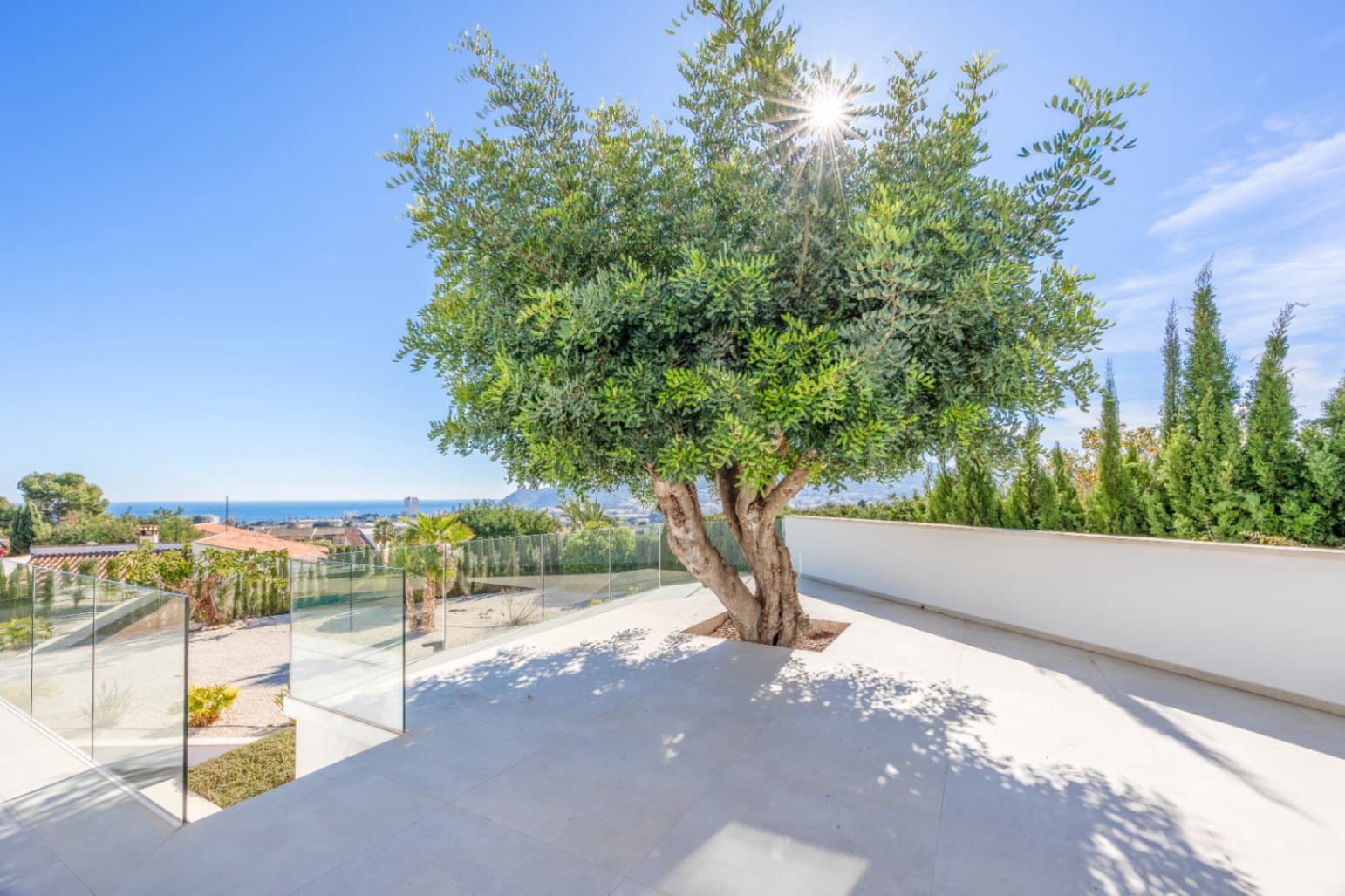 Chalet de 5 habitaciones en Alfaz del Pi / L'Alfàs del Pi en venta con piscina garaje - 2.250.000 € (Ref: 9328421)