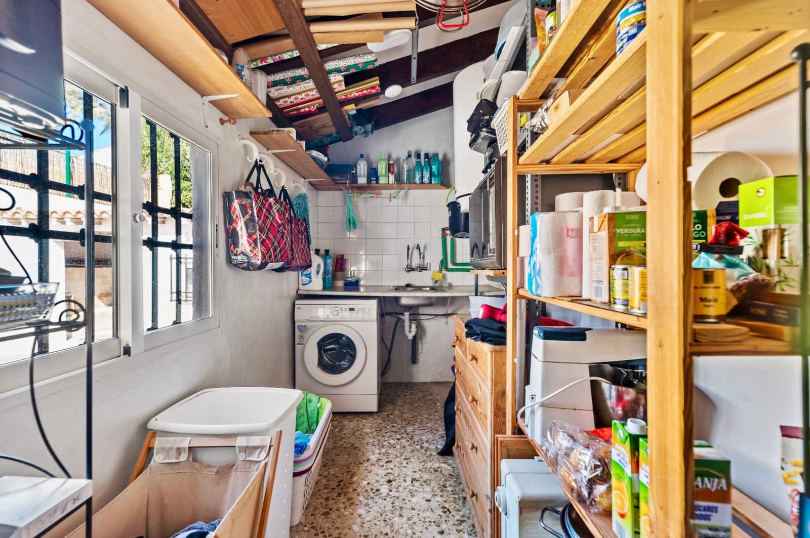 5 soveværelse Villa til salg i Alfaz del Pi / L'Alfas del Pi med swimmingpool garage - € 450.000 (Ref: 9328422)