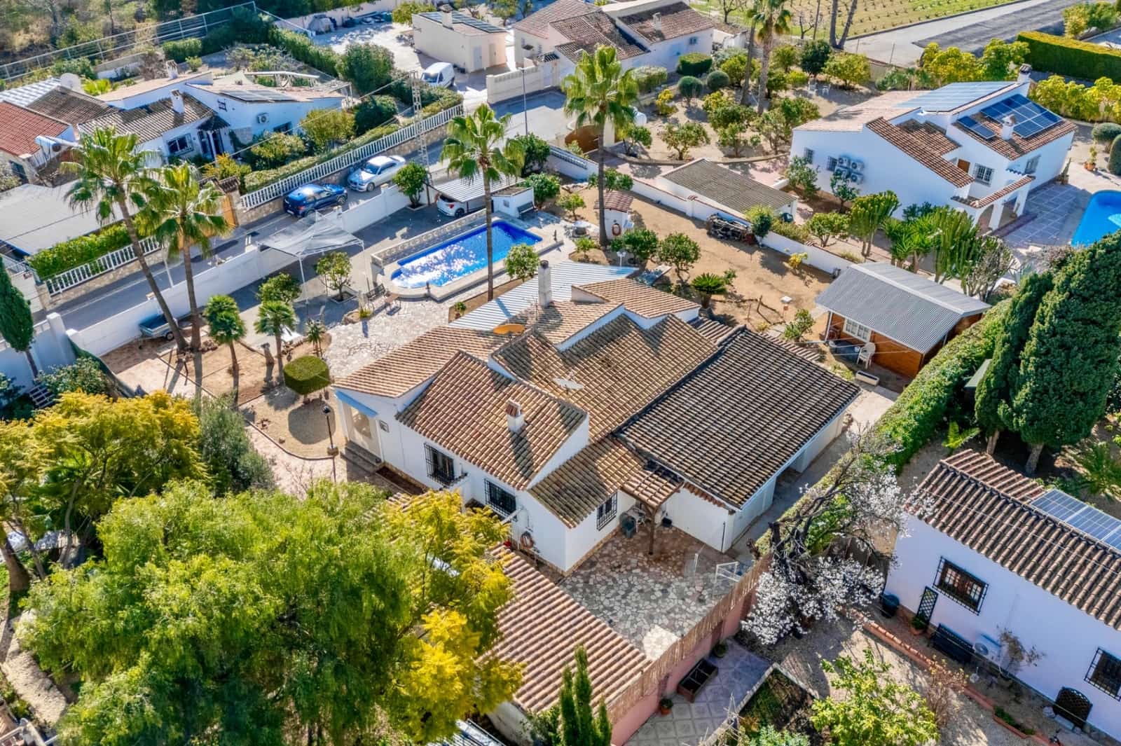 5 soveværelse Villa til salg i Alfaz del Pi / L'Alfas del Pi med swimmingpool garage - € 450.000 (Ref: 9328422)