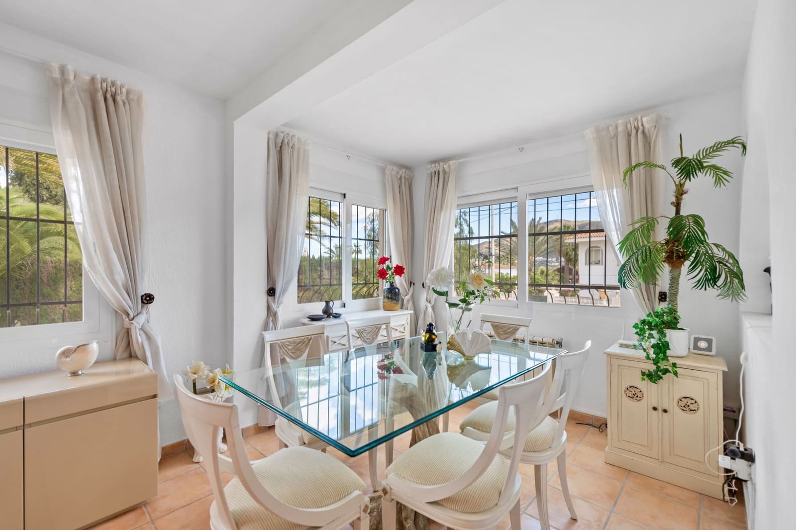 3 Zimmer Villa zu verkaufen in Alfaz del Pi / L'Alfas del Pi mit Pool Garage - 530.000 € (Ref: 9328424)