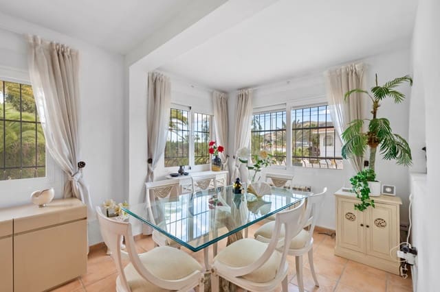 3 Zimmer Villa zu verkaufen in Alfaz del Pi / L'Alfàs del Pi mit Pool Garage - 530.000 € (Ref: 9328424)