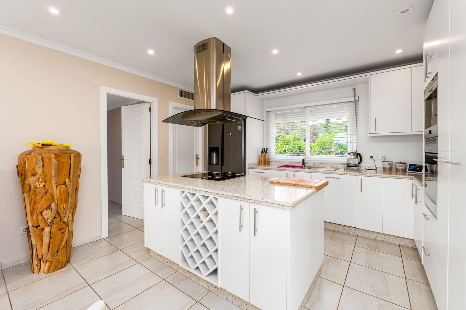 Chalet de 6 habitaciones en Alfaz del Pi / L'Alfàs del Pi en venta con piscina garaje - 725.000 € (Ref: 9328425)