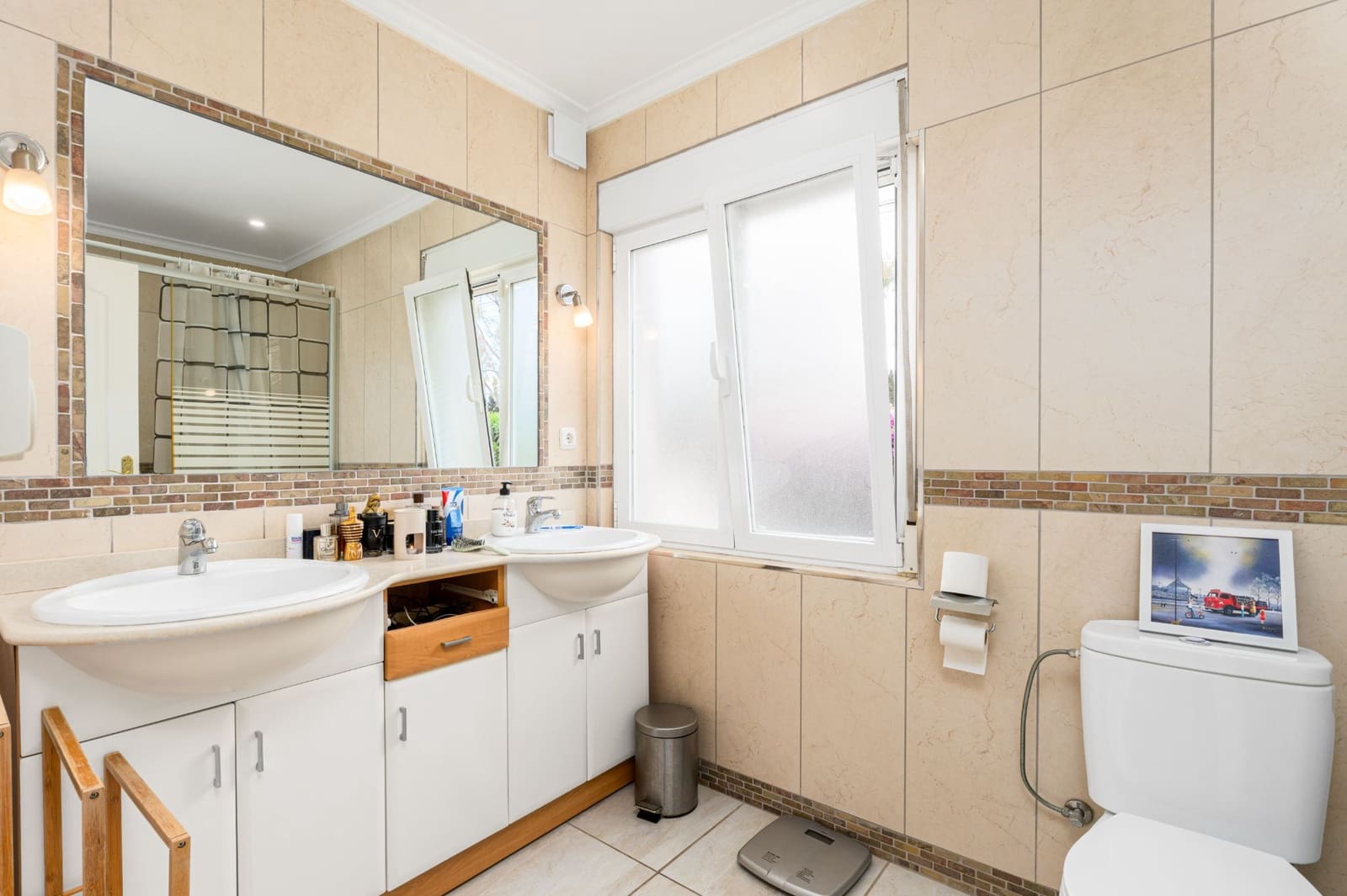 Chalet de 6 habitaciones en Alfaz del Pi / L'Alfàs del Pi en venta con piscina garaje - 725.000 € (Ref: 9328425)