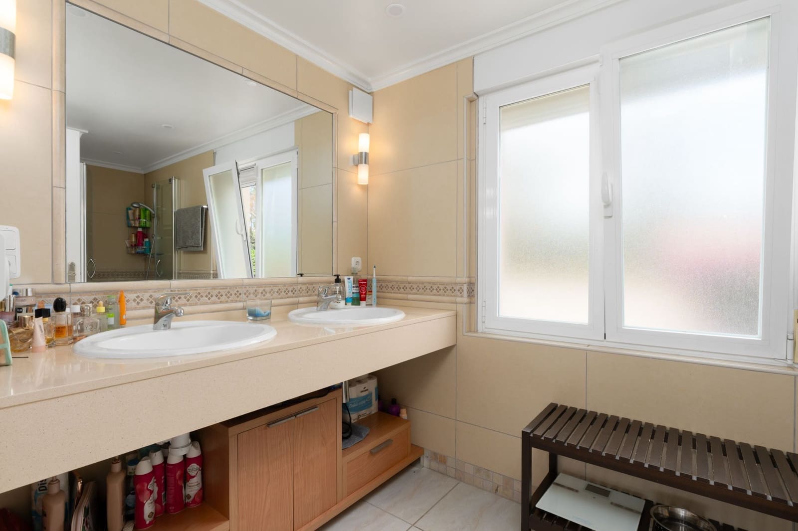 Chalet de 6 habitaciones en Alfaz del Pi / L'Alfàs del Pi en venta con piscina garaje - 725.000 € (Ref: 9328425)