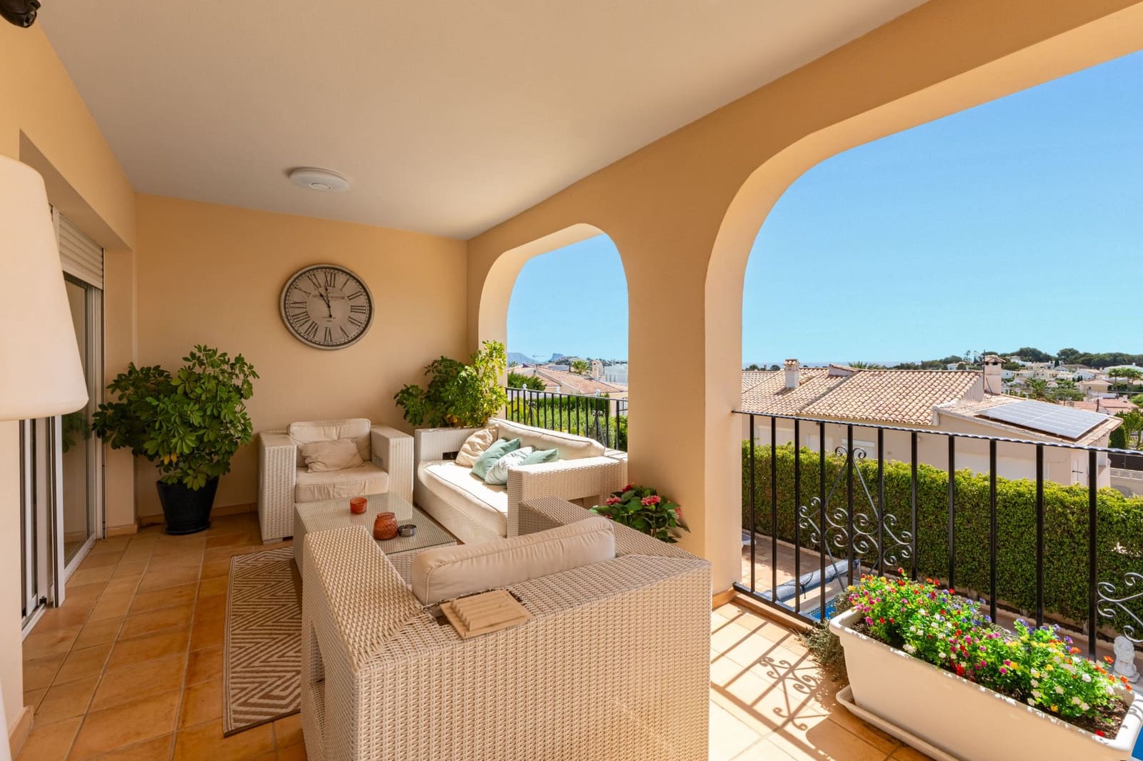 Chalet de 6 habitaciones en Alfaz del Pi / L'Alfàs del Pi en venta con piscina garaje - 725.000 € (Ref: 9328425)