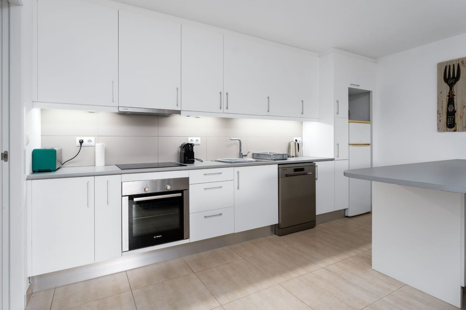 Chalet de 6 habitaciones en Alfaz del Pi / L'Alfàs del Pi en venta con piscina garaje - 725.000 € (Ref: 9328425)