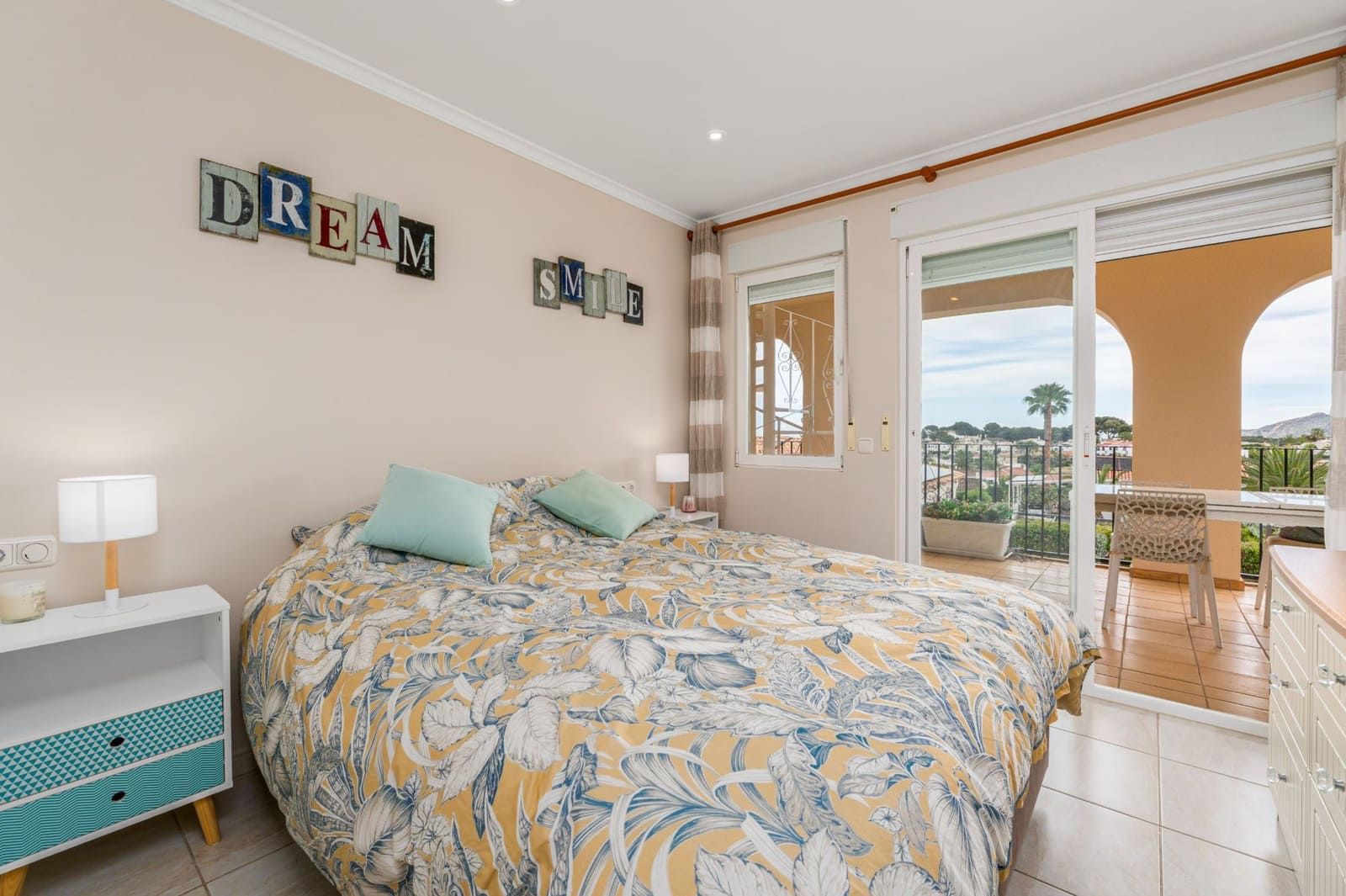 Chalet de 6 habitaciones en Alfaz del Pi / L'Alfàs del Pi en venta con piscina garaje - 725.000 € (Ref: 9328425)