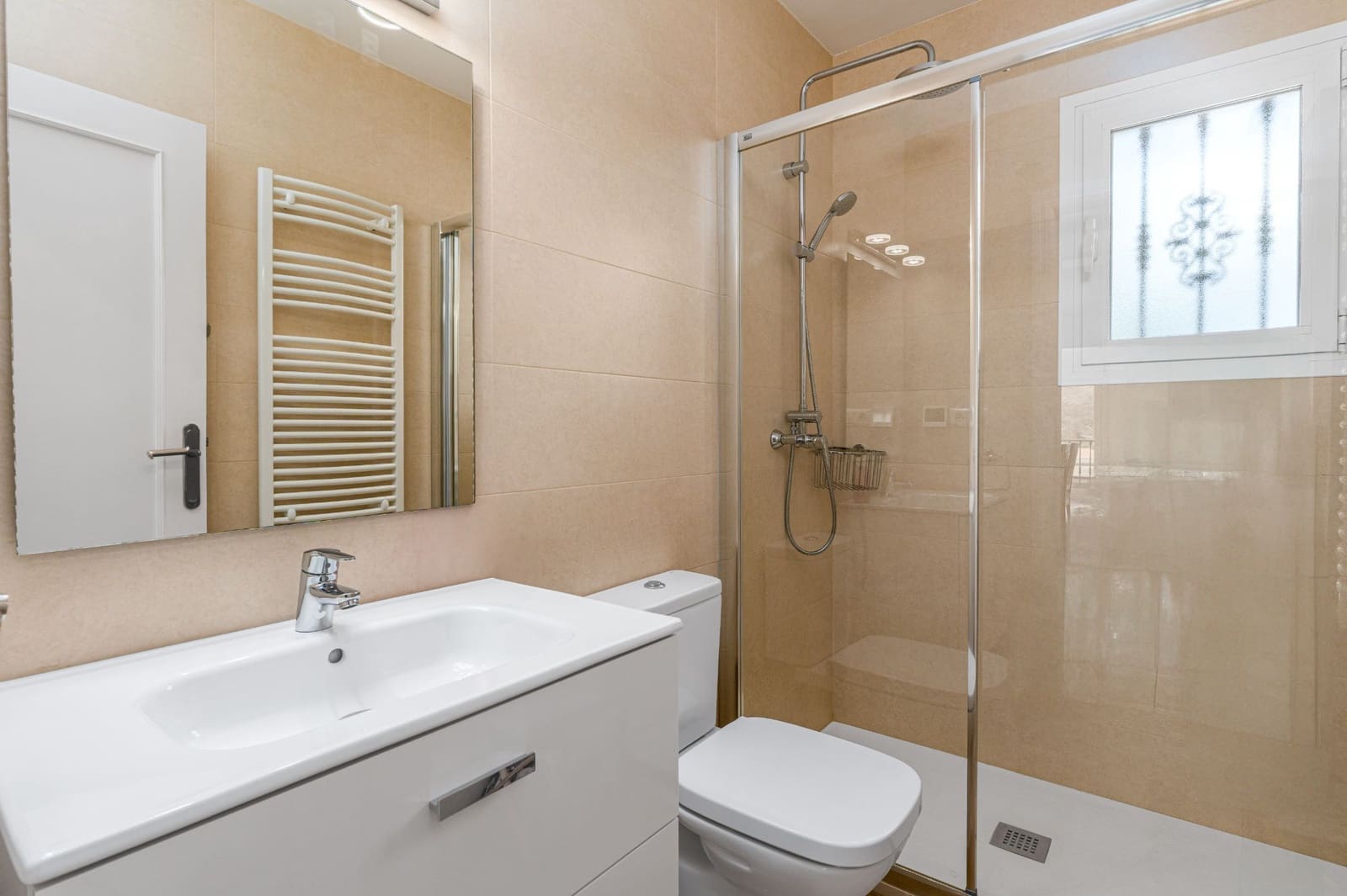 7 quarto Moradia para venda em Alfaz del Pi / L'Alfas del Pi com piscina garagem - 995 000 € (Ref: 9328426)