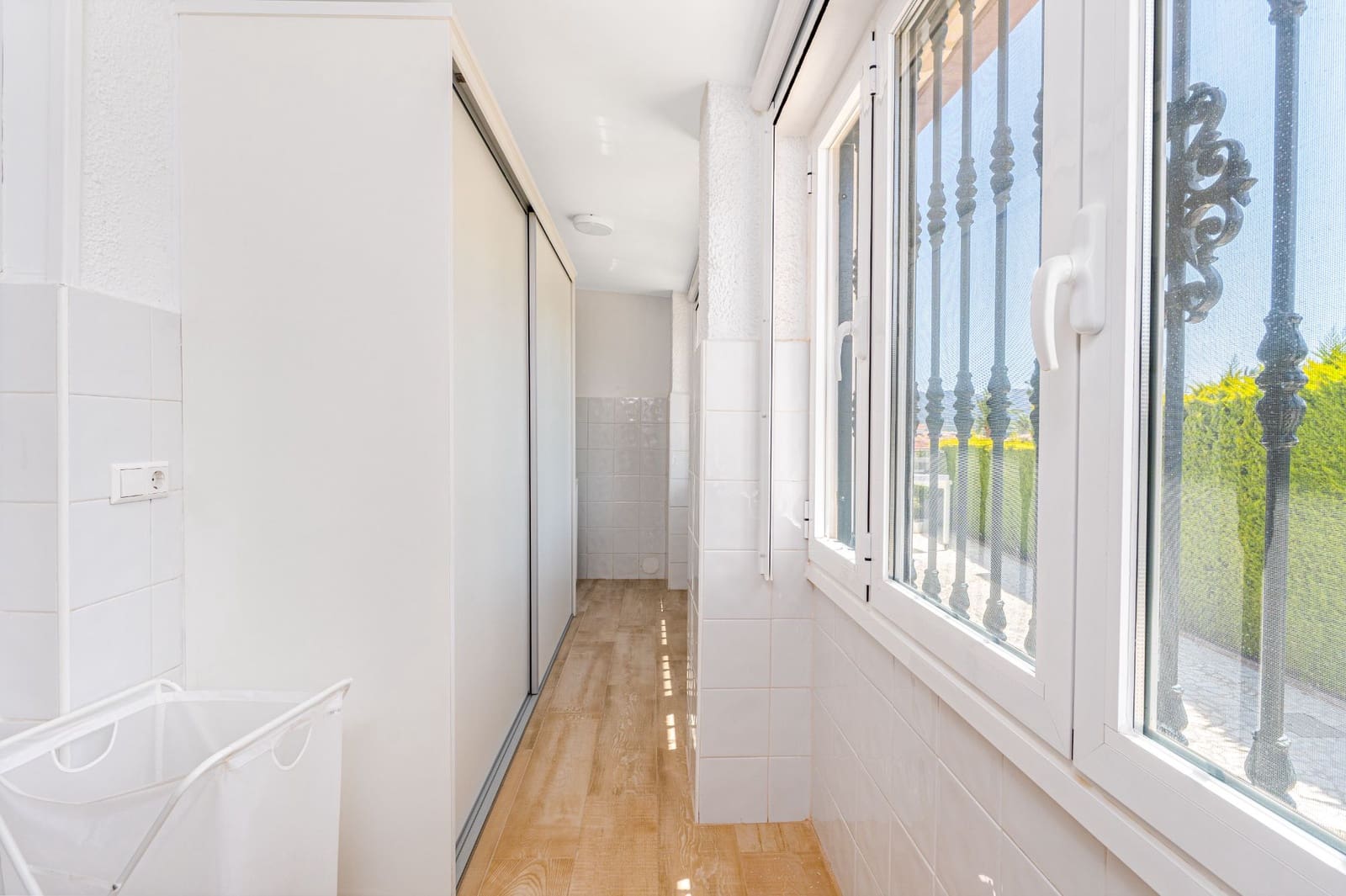 7 quarto Moradia para venda em Alfaz del Pi / L'Alfas del Pi com piscina garagem - 995 000 € (Ref: 9328426)