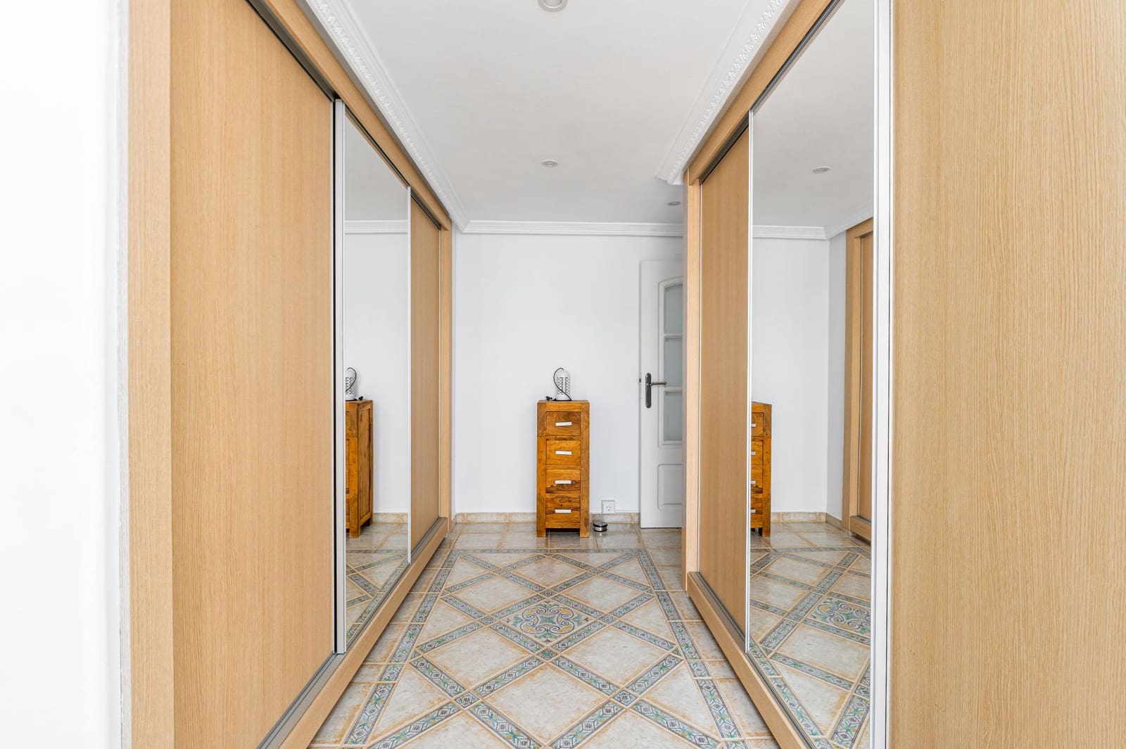 7 quarto Moradia para venda em Alfaz del Pi / L'Alfas del Pi com piscina garagem - 995 000 € (Ref: 9328426)