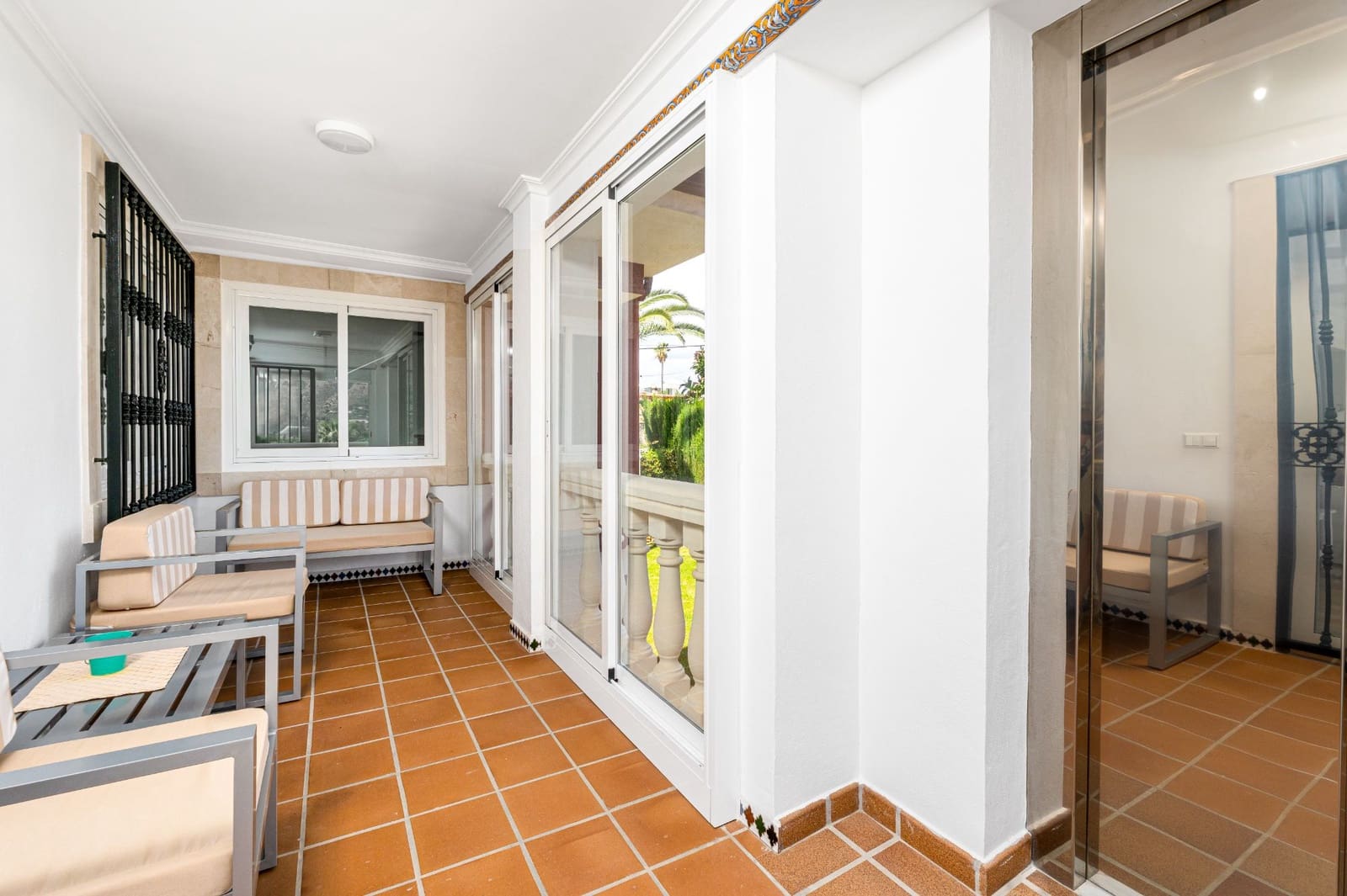 7 quarto Moradia para venda em Alfaz del Pi / L'Alfas del Pi com piscina garagem - 995 000 € (Ref: 9328426)