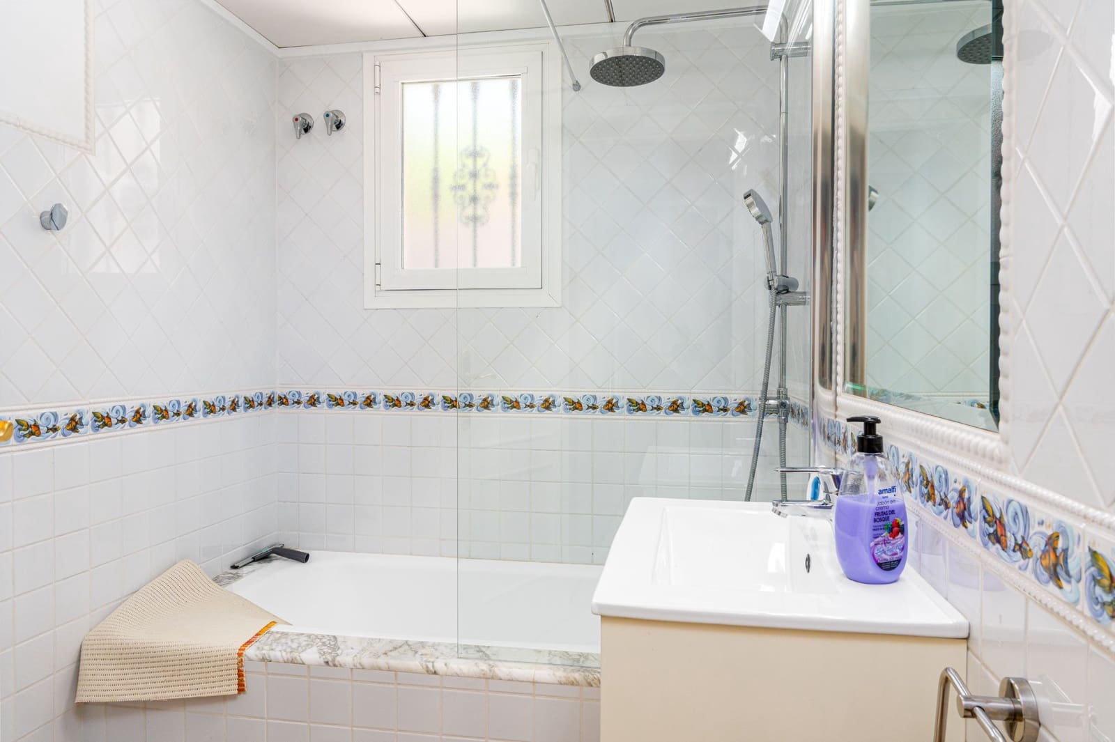 7 quarto Moradia para venda em Alfaz del Pi / L'Alfas del Pi com piscina garagem - 995 000 € (Ref: 9328426)