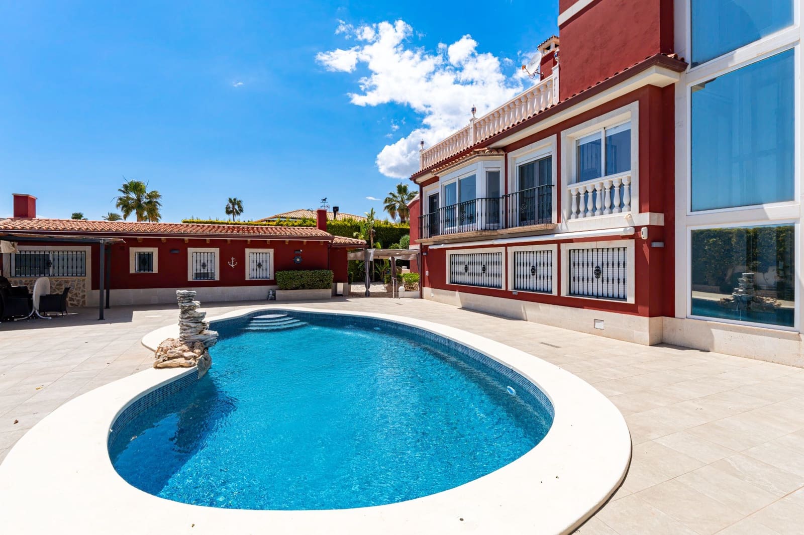 7 quarto Moradia para venda em Alfaz del Pi / L'Alfas del Pi com piscina garagem - 995 000 € (Ref: 9328426)