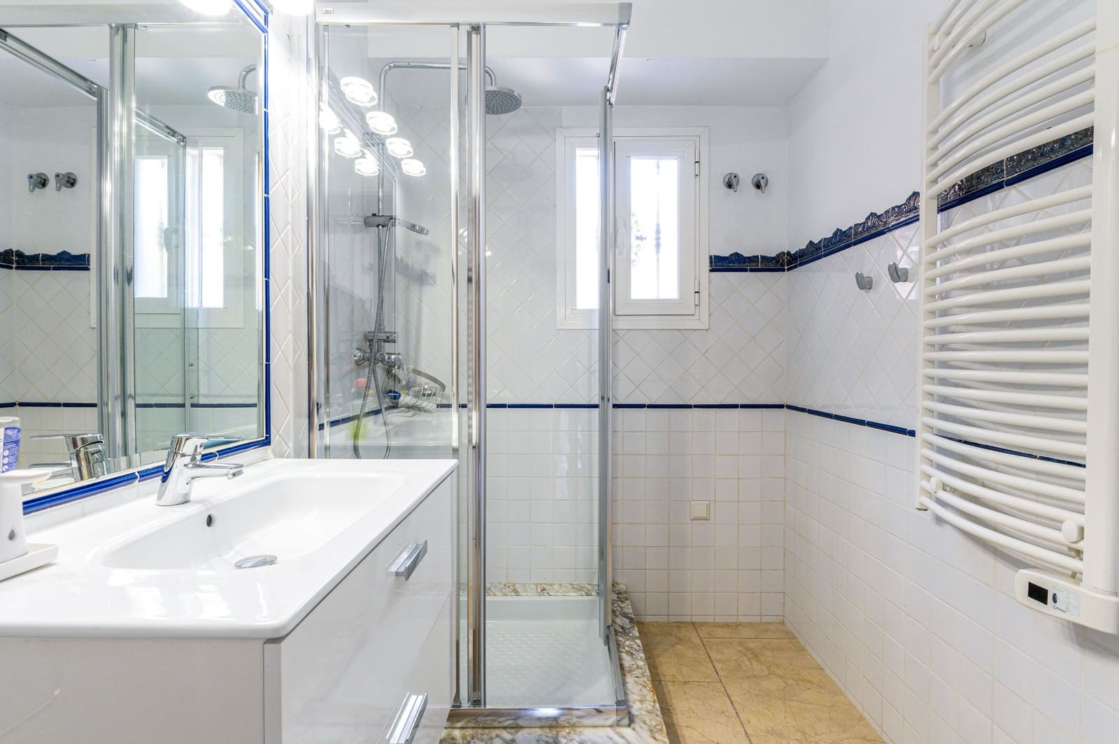 7 quarto Moradia para venda em Alfaz del Pi / L'Alfas del Pi com piscina garagem - 995 000 € (Ref: 9328426)