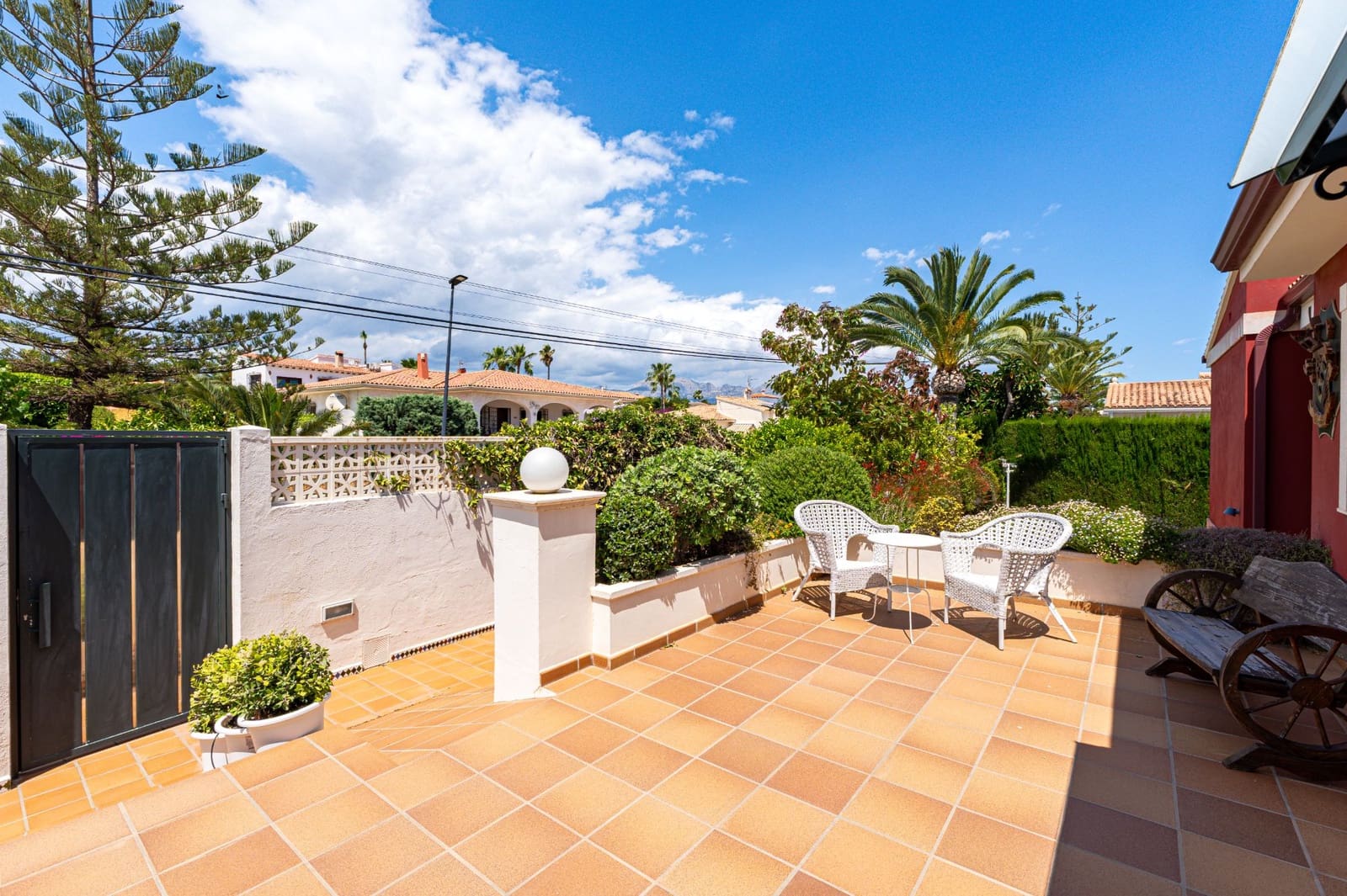 7 quarto Moradia para venda em Alfaz del Pi / L'Alfas del Pi com piscina garagem - 995 000 € (Ref: 9328426)