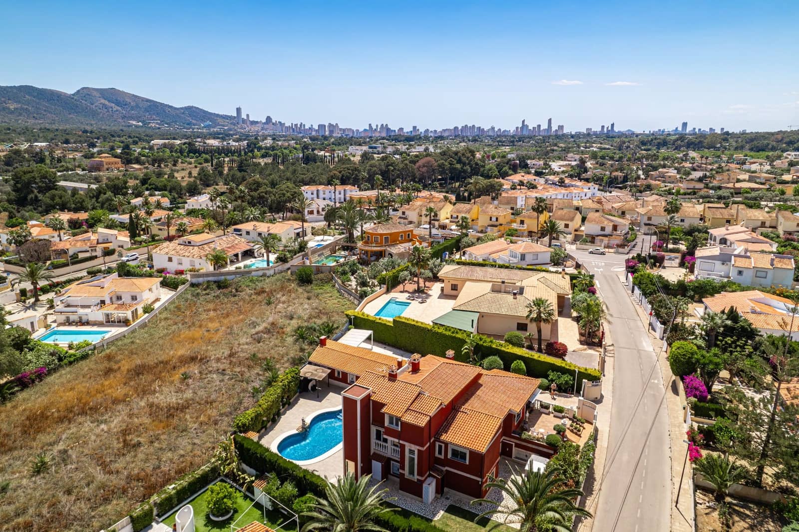 7 quarto Moradia para venda em Alfaz del Pi / L'Alfas del Pi com piscina garagem - 995 000 € (Ref: 9328426)