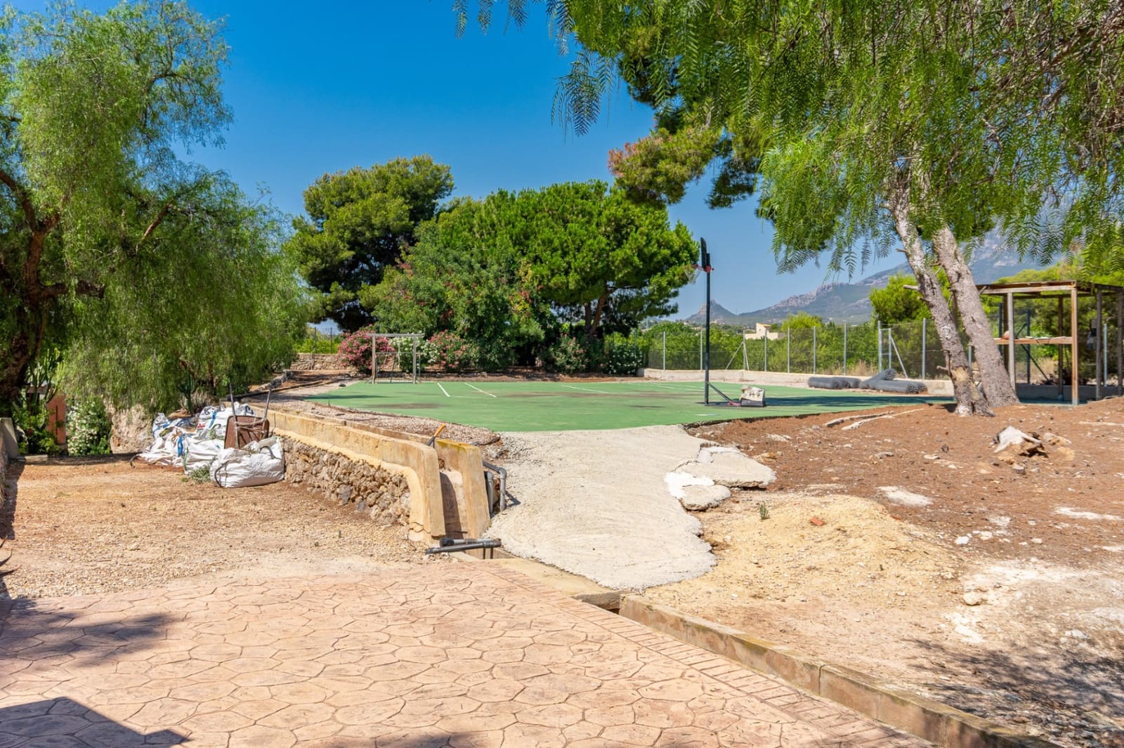 Chalet de 5 habitaciones en Alfaz del Pi / L'Alfàs del Pi en venta con piscina garaje - 1.495.000 € (Ref: 9328427)