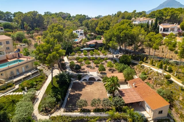 5 slaapkamer Villa te koop in Alfaz del Pi / L'Alfàs del Pi met zwembad garage - € 1.195.000 (Ref: 9328429)