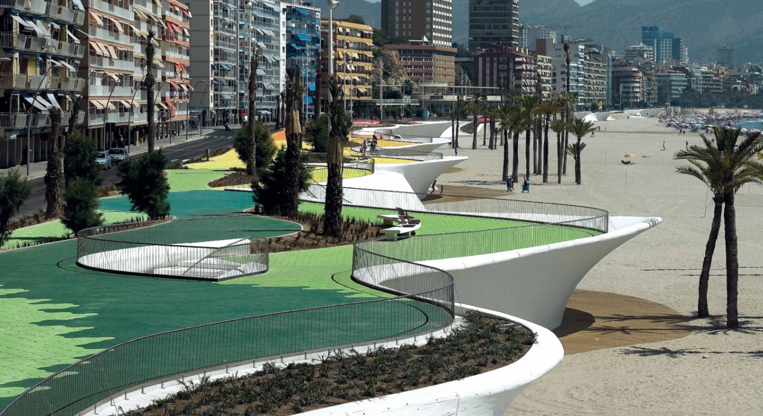 3 bedroom Apartment for sale in Benidorm with pool garage - € 1,170,000 (Ref: 9328432)