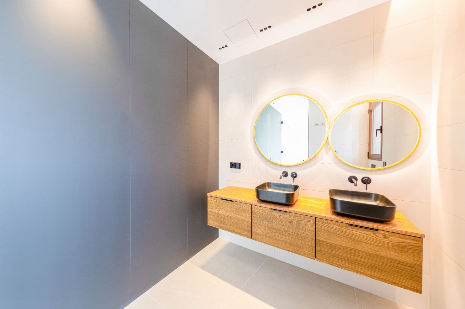 4 bedroom Villa for sale in Benidorm with pool garage - € 2,825,000 (Ref: 9328433)