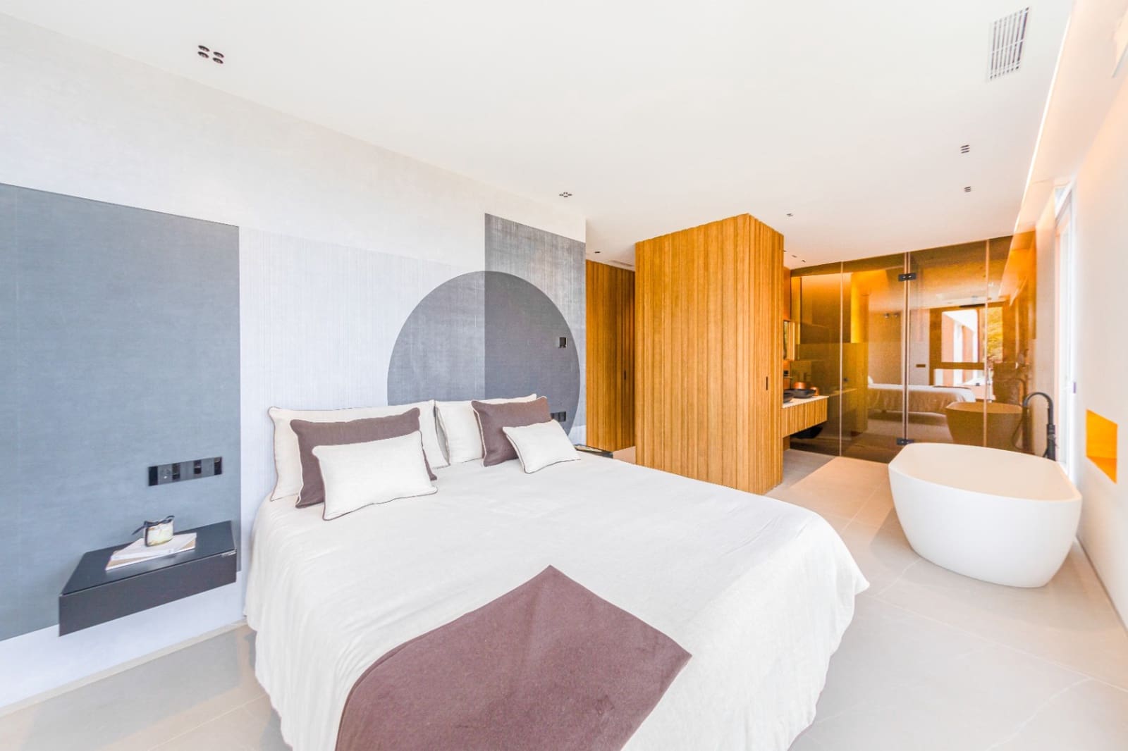 4 bedroom Villa for sale in Benidorm with pool garage - € 2,825,000 (Ref: 9328433)