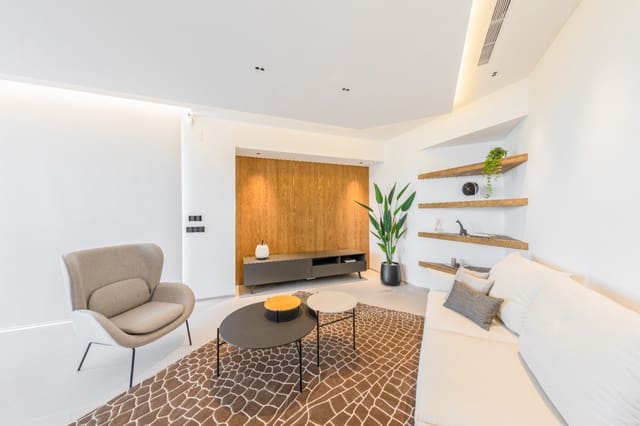 4 bedroom Villa for sale in Benidorm with pool garage - € 2,825,000 (Ref: 9328433)