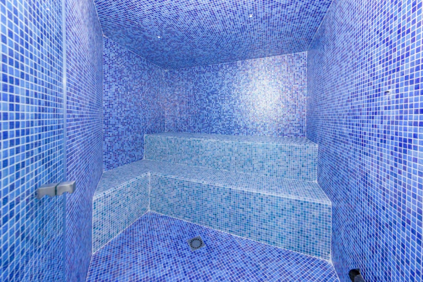 4 bedroom Villa for sale in Benidorm with pool garage - € 2,825,000 (Ref: 9328433)