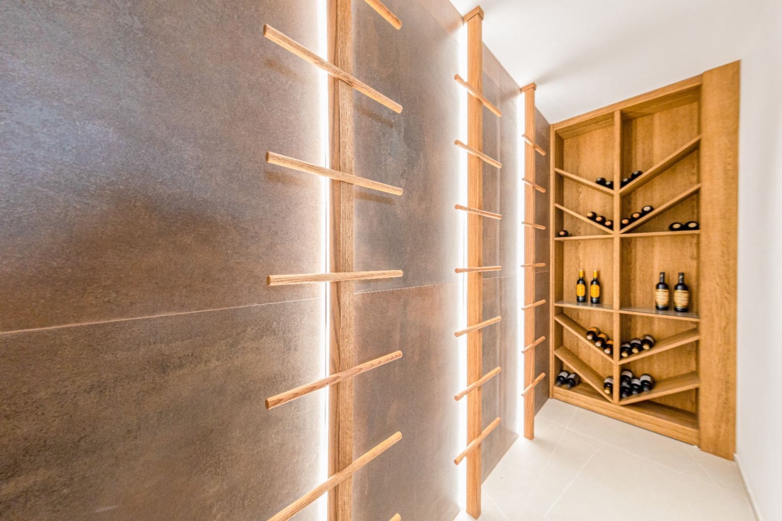 4 bedroom Villa for sale in Benidorm with pool garage - € 2,825,000 (Ref: 9328433)