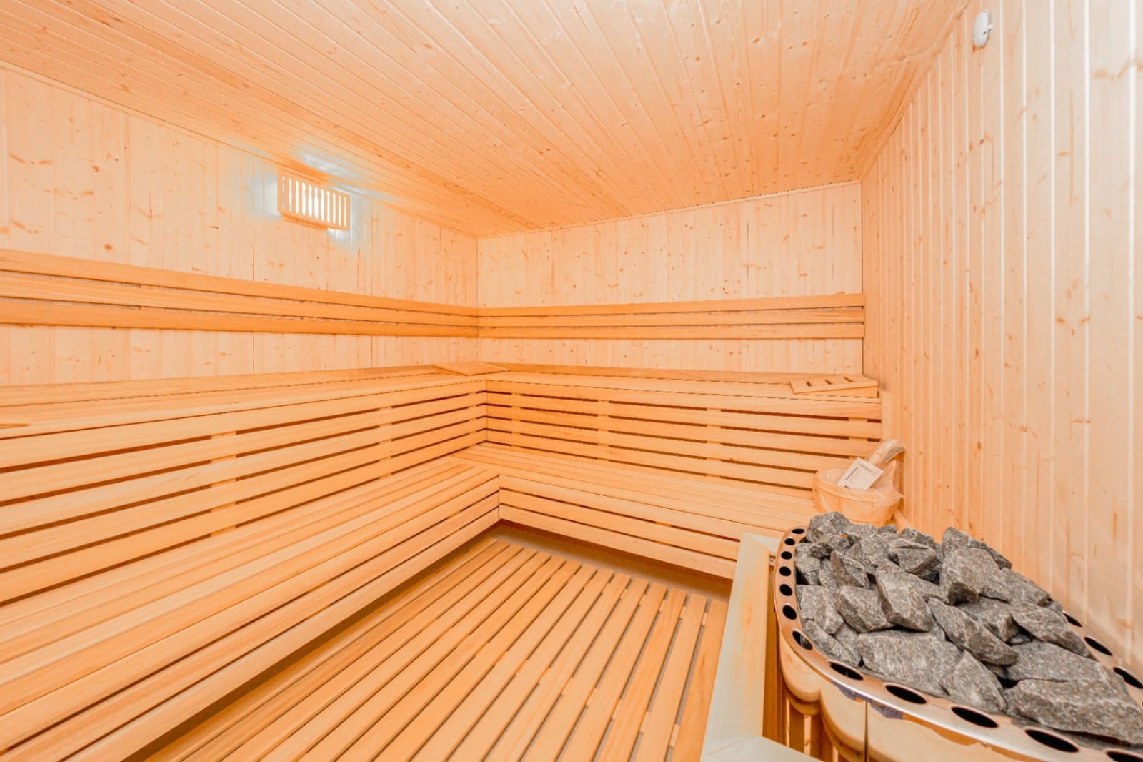 4 bedroom Villa for sale in Benidorm with pool garage - € 2,825,000 (Ref: 9328433)