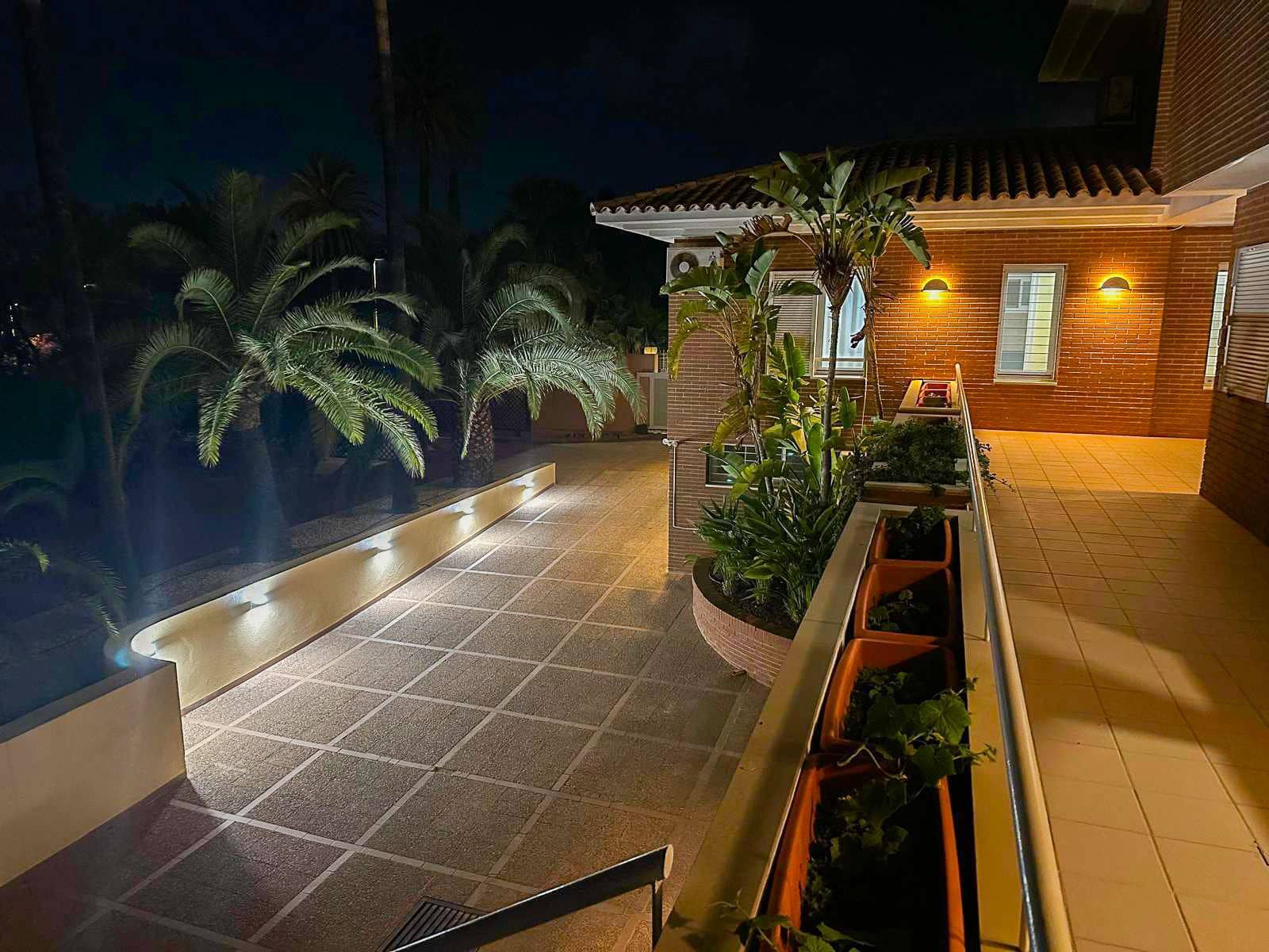 7 slaapkamer Villa te koop in Benidorm met zwembad garage - € 1.595.000 (Ref: 9328434)