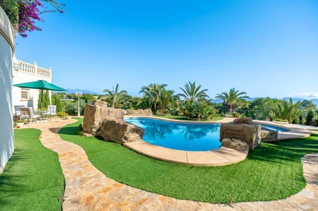 7 bedroom Villa for sale in Benidorm with pool garage - € 1,635,000 (Ref: 9328435)