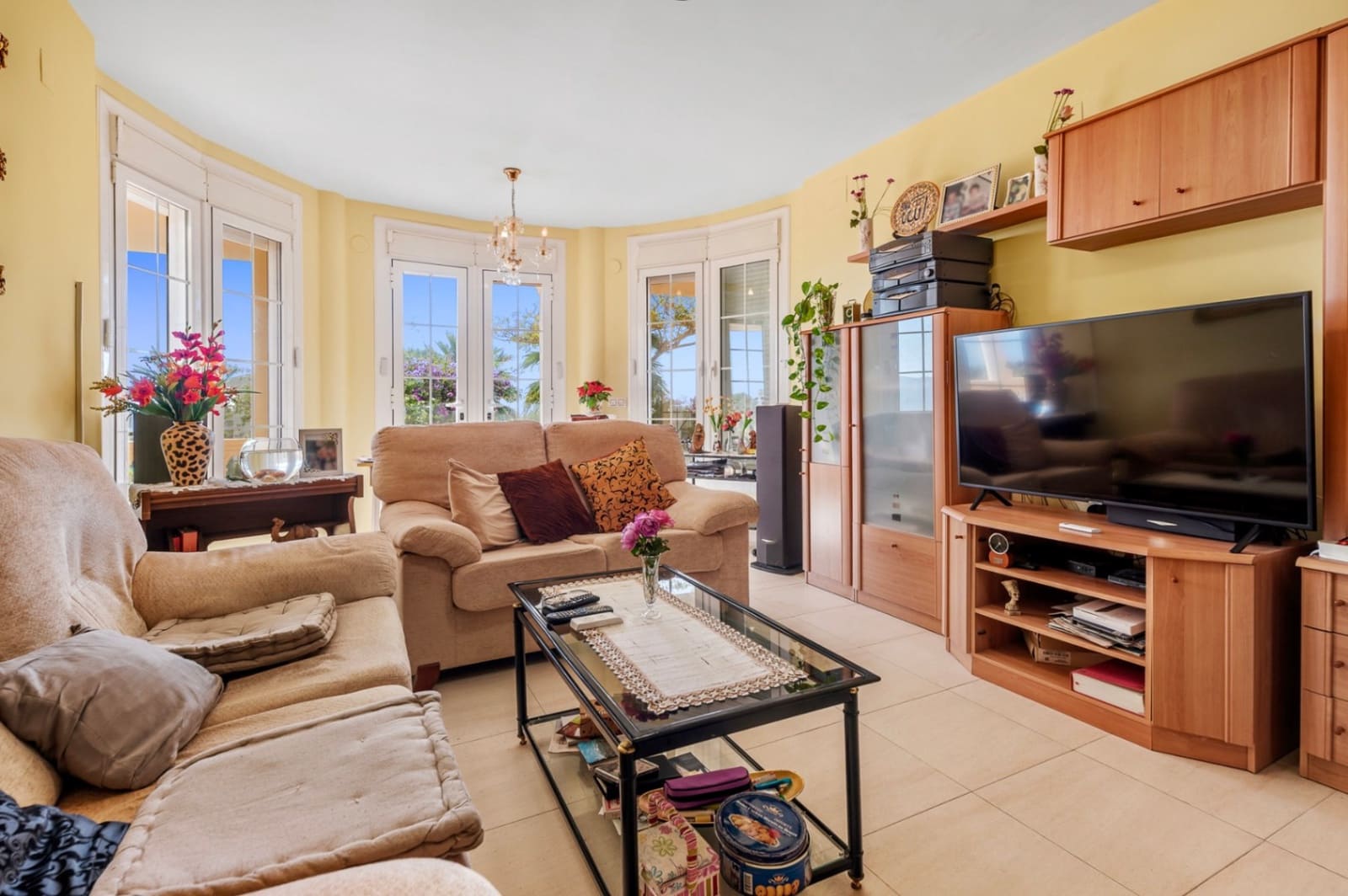 7 bedroom Villa for sale in Benidorm with pool garage - € 1,635,000 (Ref: 9328435)