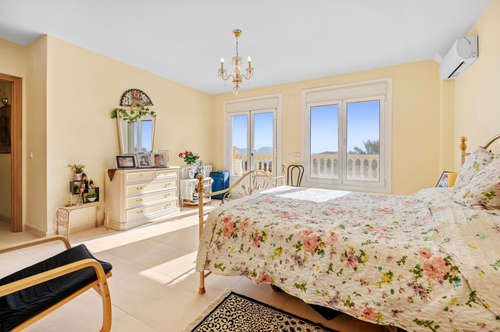 7 bedroom Villa for sale in Benidorm with pool garage - € 1,635,000 (Ref: 9328435)