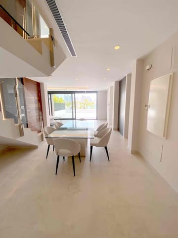 4 Zimmer Apartment zu verkaufen in Benidorm mit Pool Garage - 1.650.000 € (Ref: 9328437)