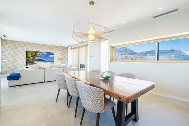 2 slaapkamer Appartement te koop in Benidorm met zwembad - € 1.250.000 (Ref: 9328439)