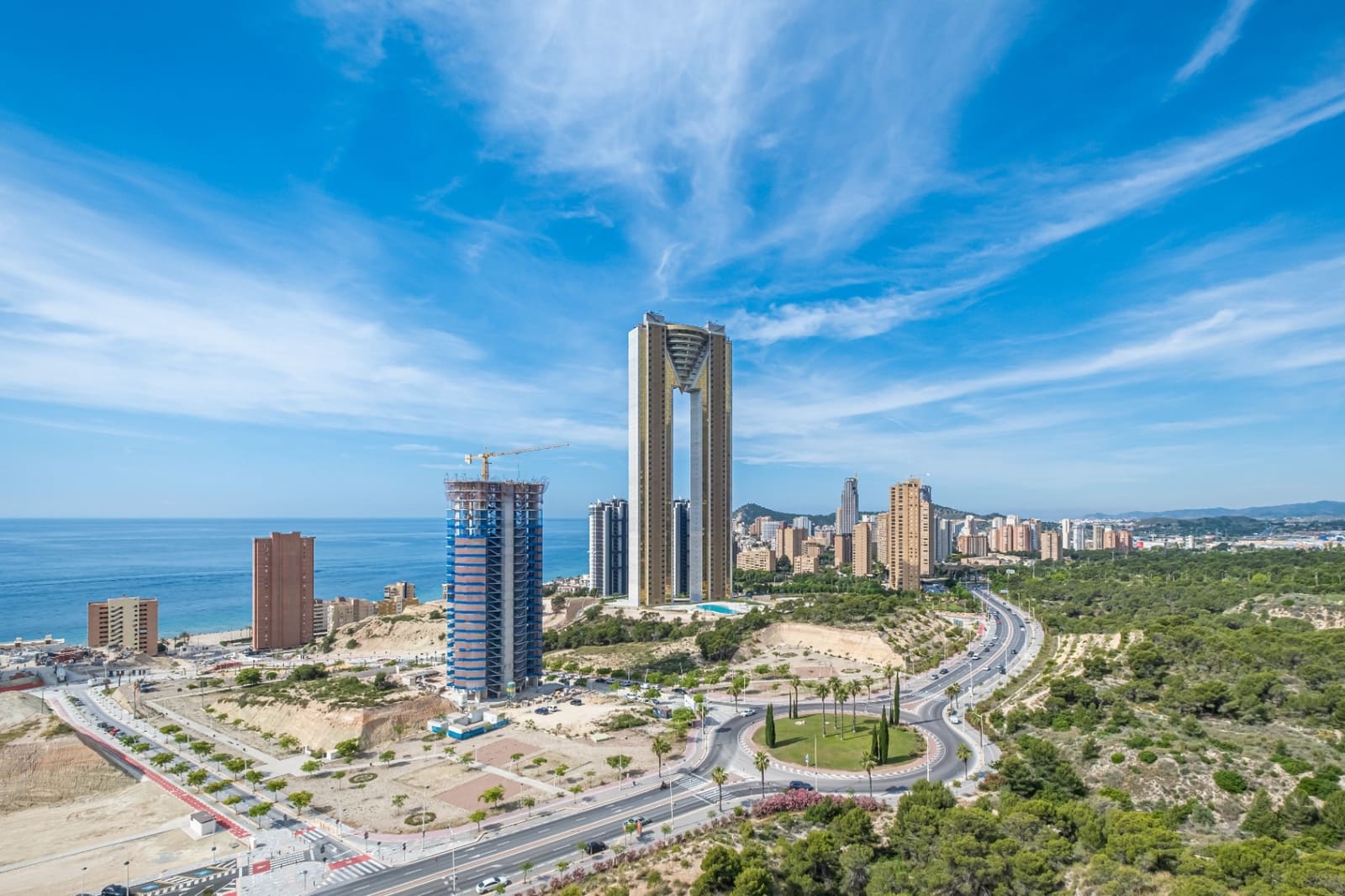 3 bedroom Apartment for sale in Benidorm with pool - € 1,095,000 (Ref: 9328440)